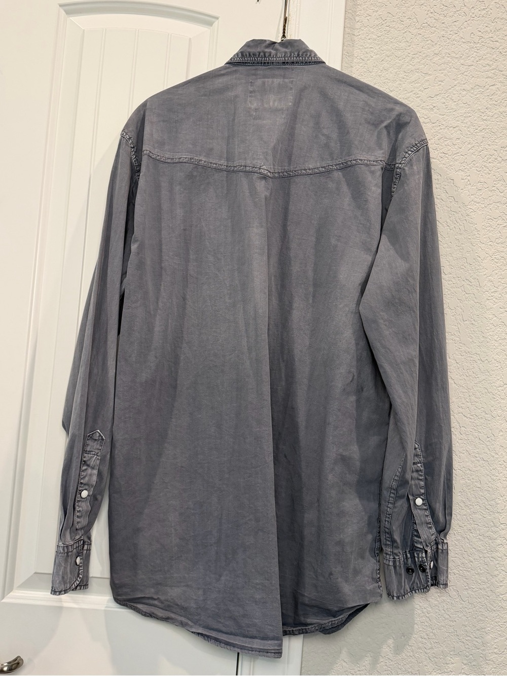 Rafter C Casual Washed Gray Western Button-Down Shirt - Picture 3 of 4